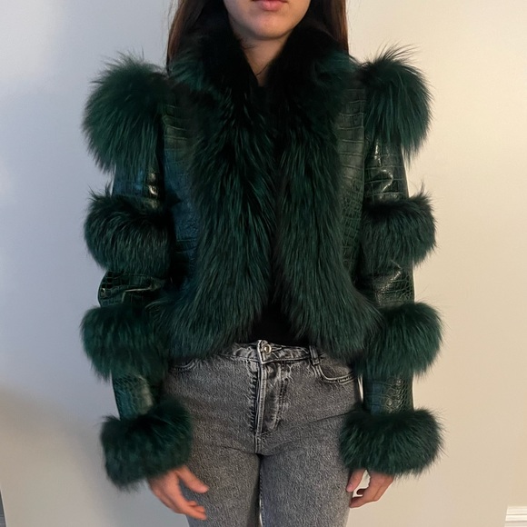 Cropped fur jacket